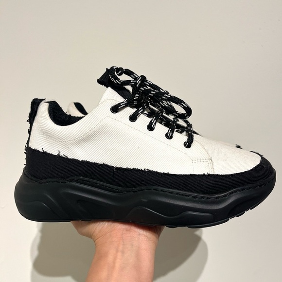 Phileo Paris Satellite Low-top Sneakers in Black and White Size 37 - Picture 2 of 8